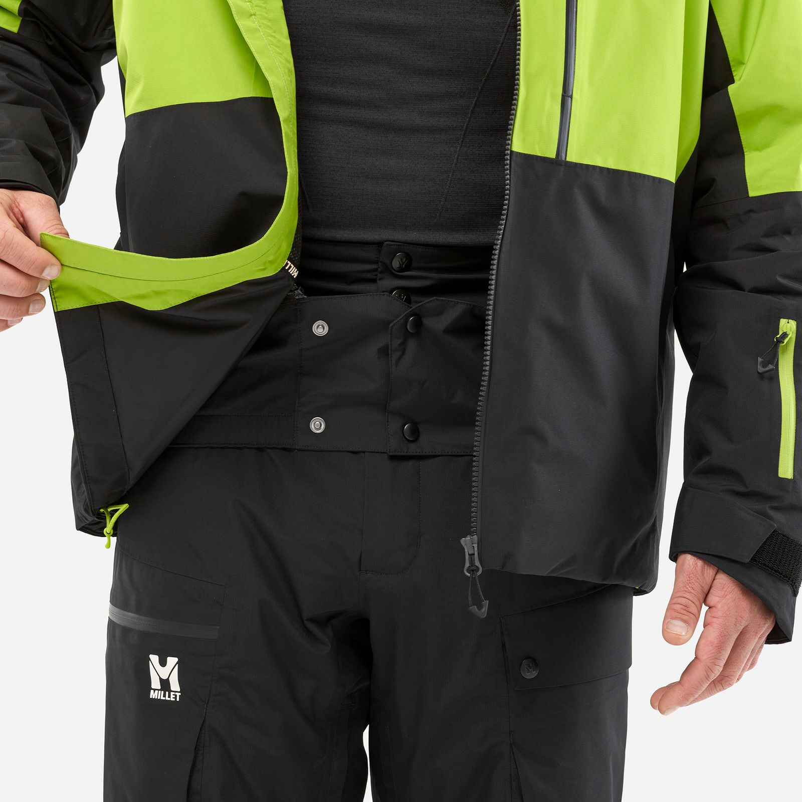 MACAWGREEN/BLACK